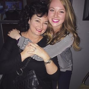 Meet your Posher, Leonette